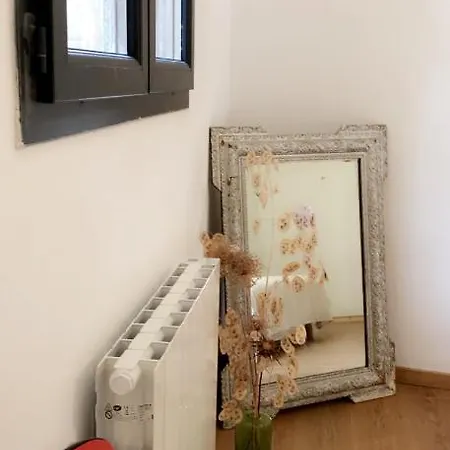 펜션 Maison Au Centre D'un Village Typique