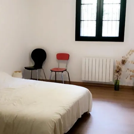 Maison Au Centre D'un Village Typique Дом отдыха *