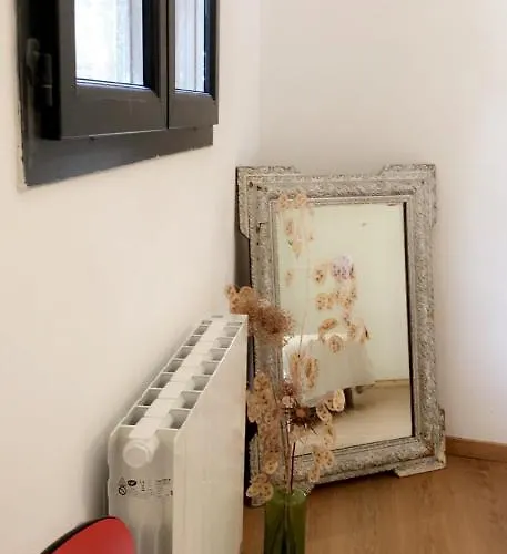 Holiday home Maison Au Centre D'un Village Typique