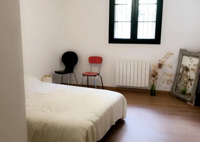 Maison Au Centre D'un Village Typique Ferienhaus *